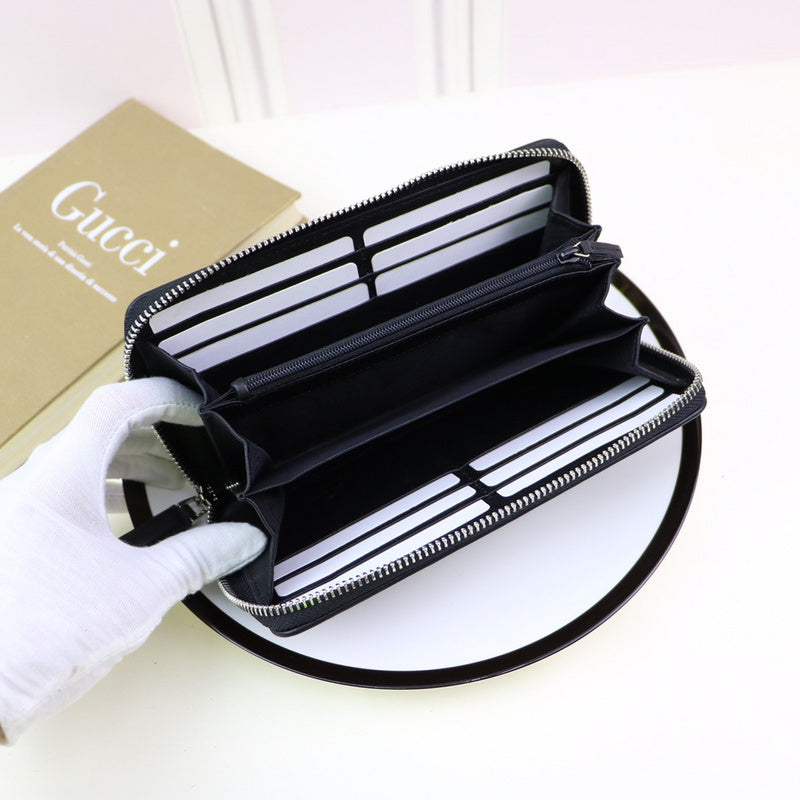Gucci Luxury Bags 960