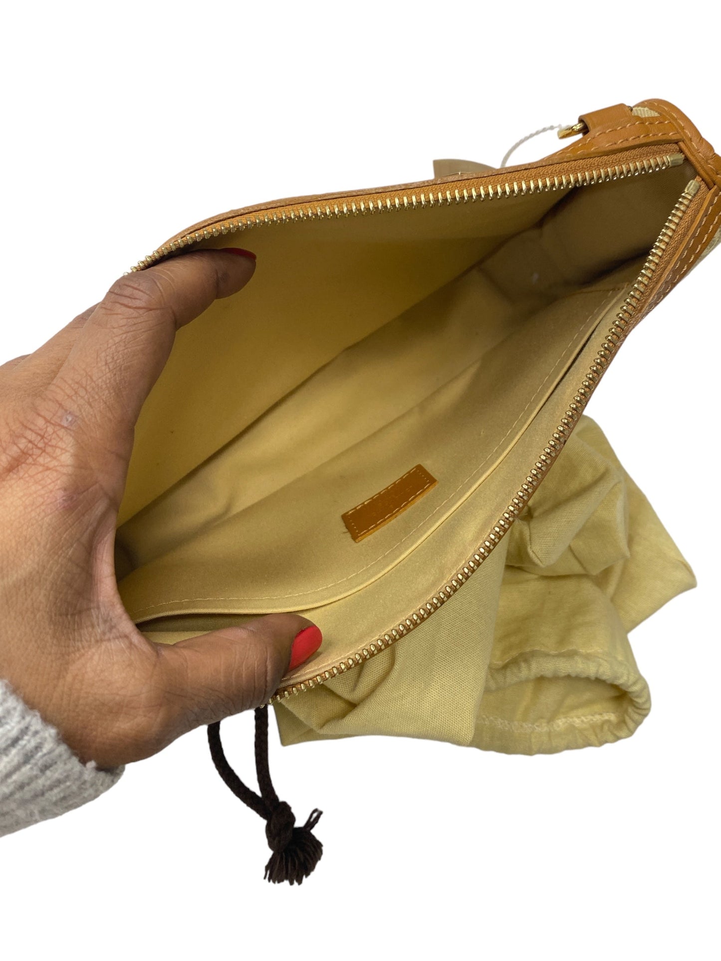 Handbag Luxury Designer By Louis Vuitton Size: Small