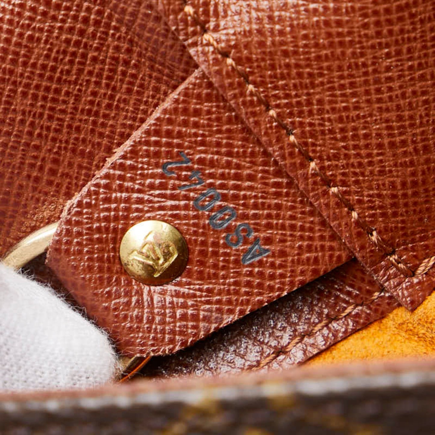 Louis Vuitton Monogram Monogram Shoulder Bag
