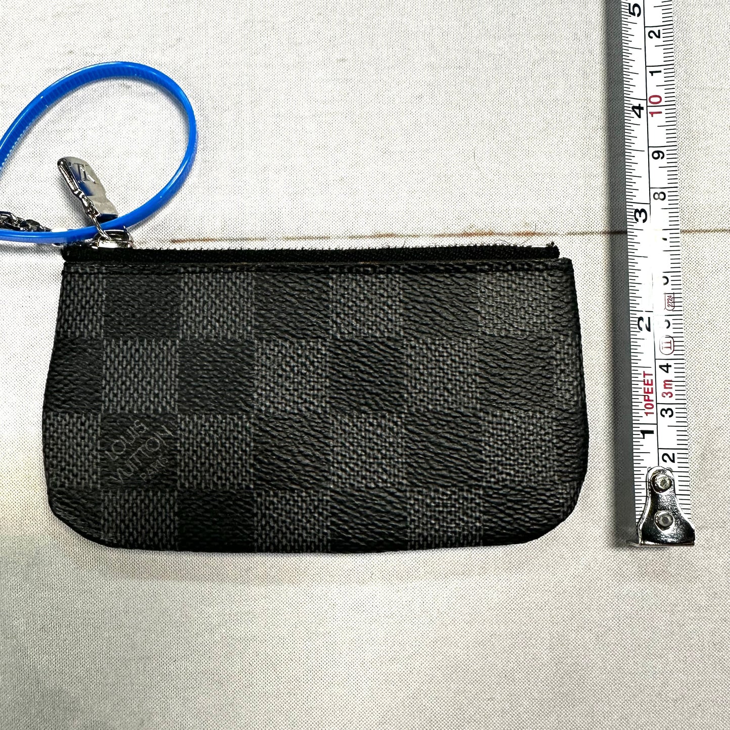 Coin Purse Luxury Designer By Louis Vuitton Size: Small