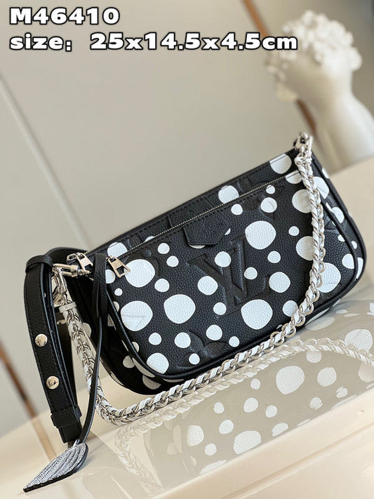 Alice Bags- Louis Vuittons - 15914