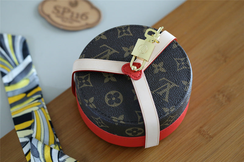 Alice bags - Louis Vuittons - 9355