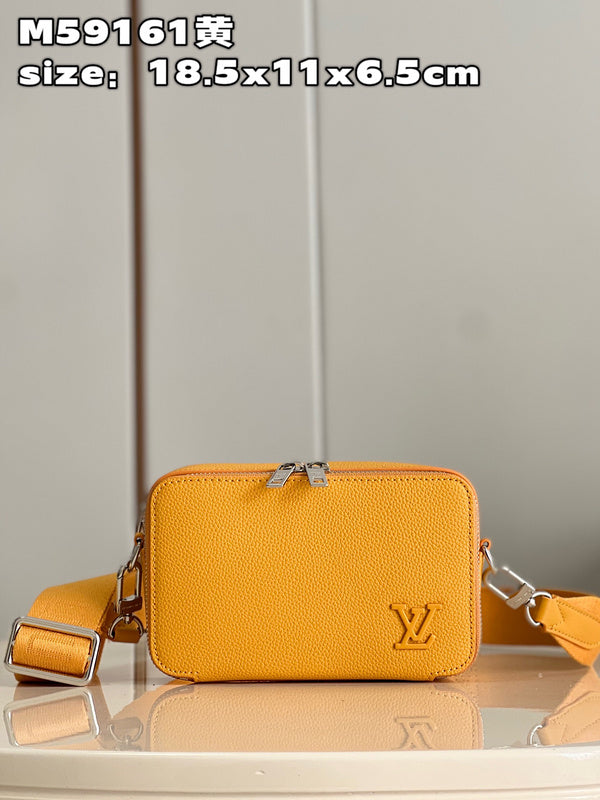 Alice Bags- Louis Vuittons - 15943