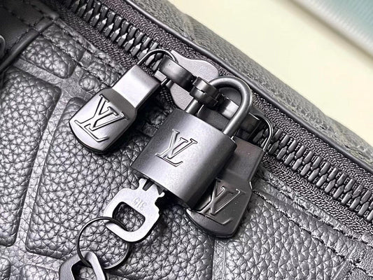 Alice Bags- Louis Vuittons - 15911