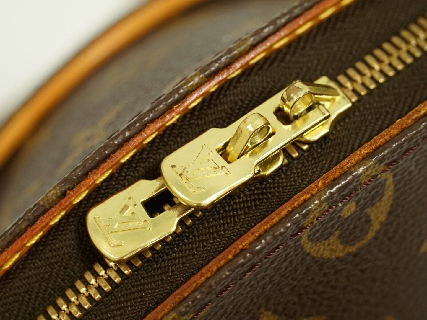Louis Vuitton Ellipse PM Handbag