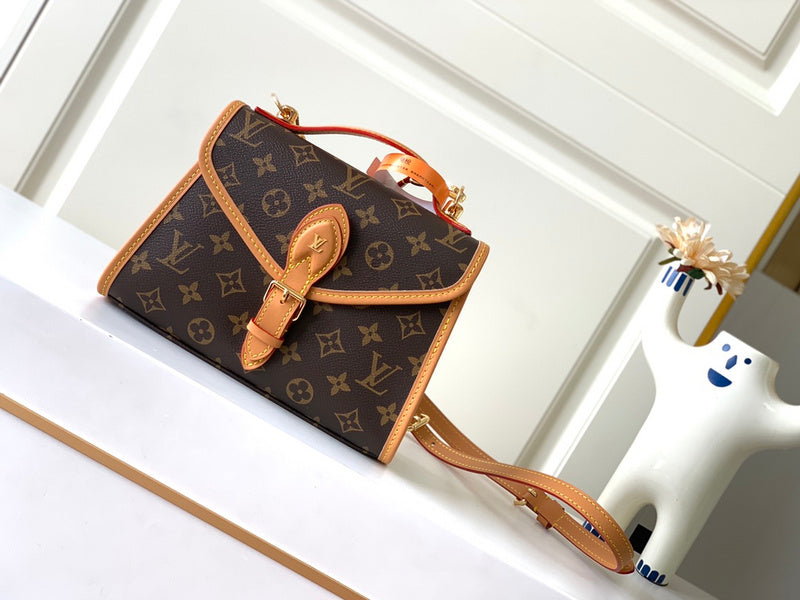 Alice Bags- Louis Vuittons - 16249