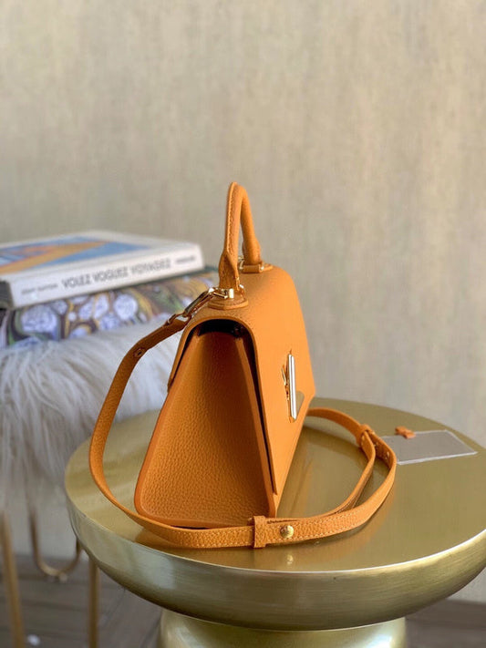 Alice Bags- Louis Vuittons - 15873