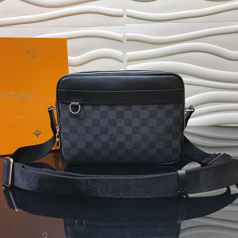 Alice Bags- Louis Vuittons - 16556
