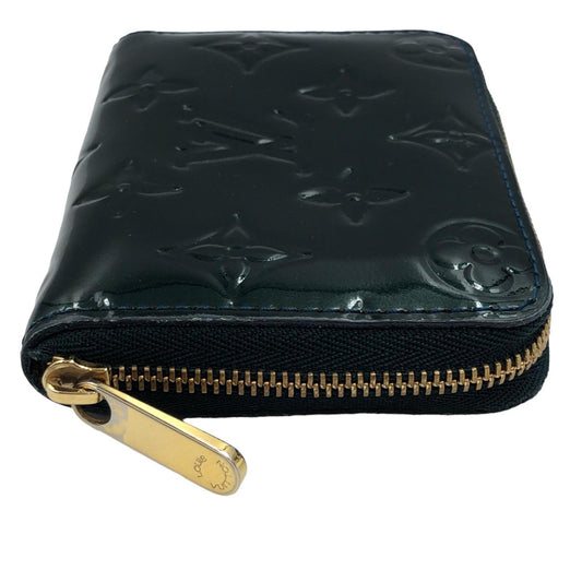 Louis Vuitton Green Patent leather Portefeuille zippy wallet accessories
