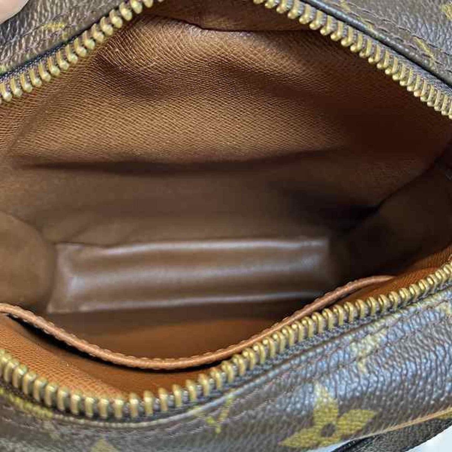 Louis Vuitton Galle Monogram Monogram Shoulder Bag