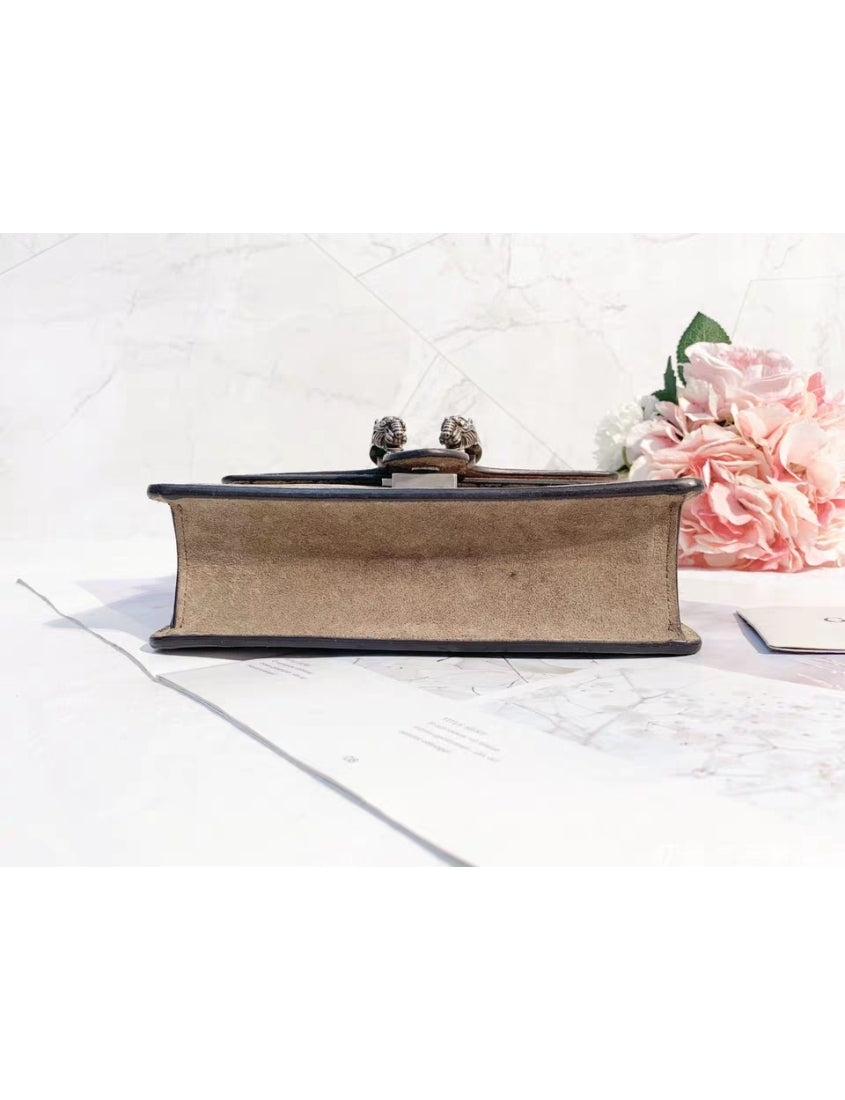 Gucci Dionysus Series GG Supreme Canvas Shoulder Bag