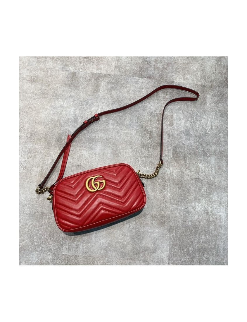 Gucci GG Marmont Series Small Quilted Shoulder Bag