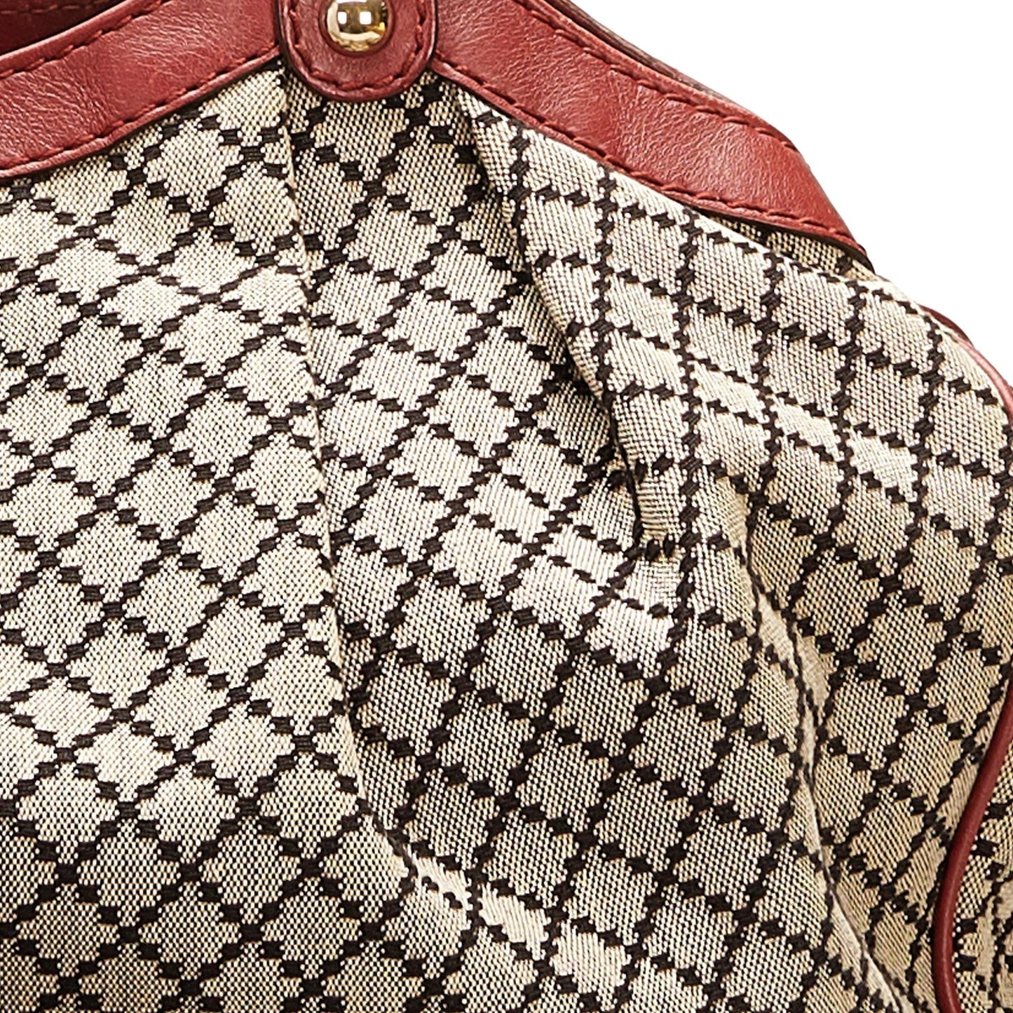 Gucci Diamante Sukey