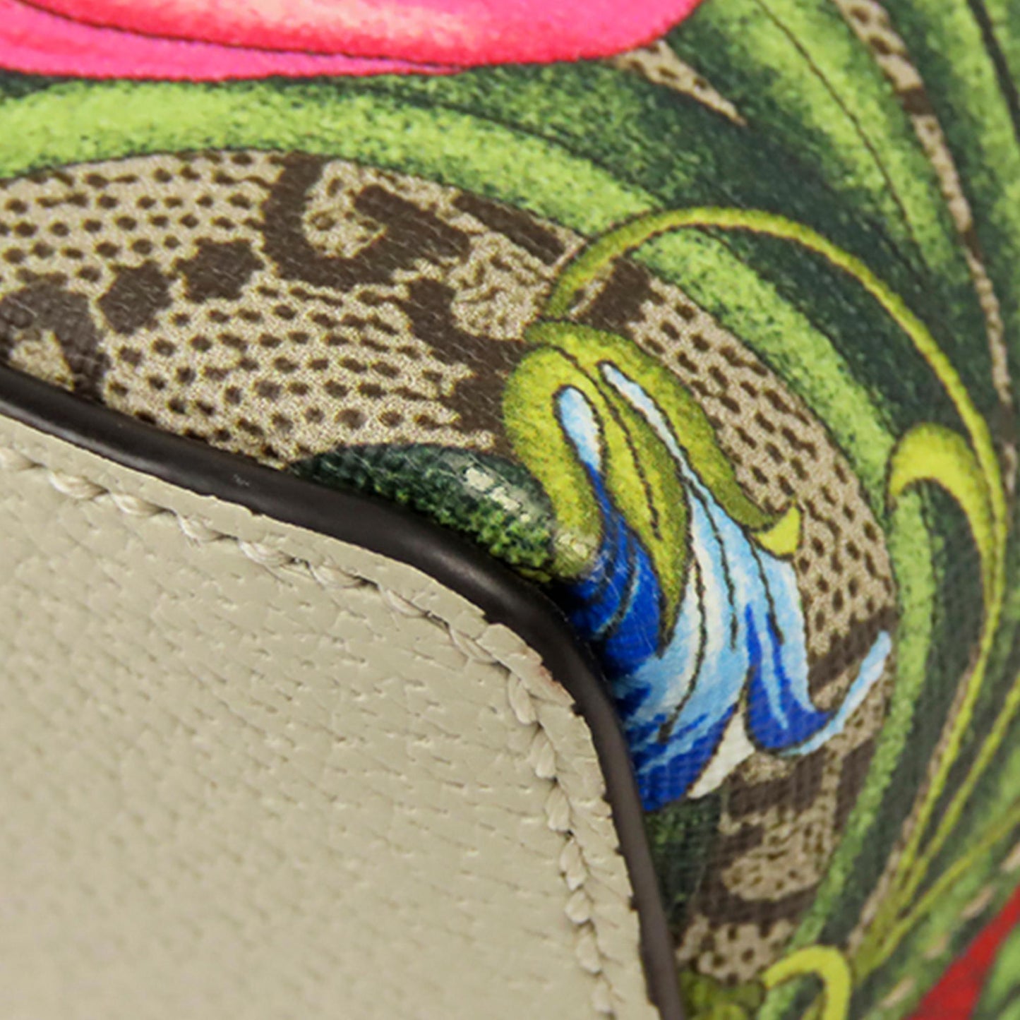 Gucci GG Supreme Flora Ophidia Dome Small