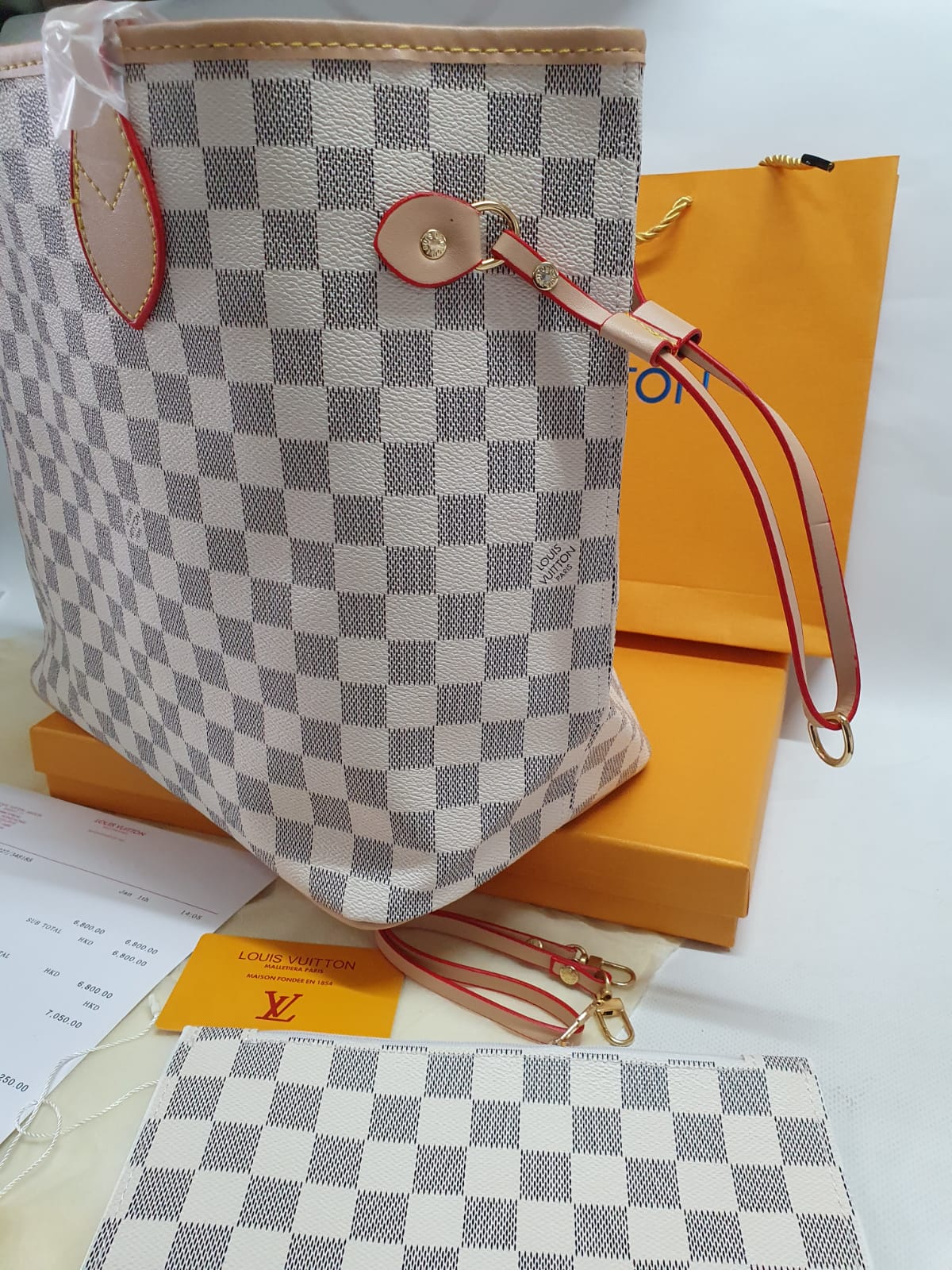 Louis Vuitton Neverfull bag