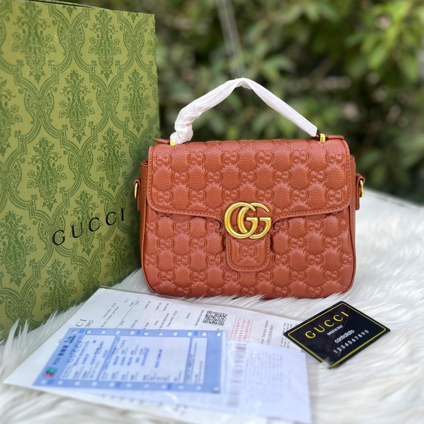 GUCCI Crossbody Bag – Luxury Redefined for the Modern Woman (brown)