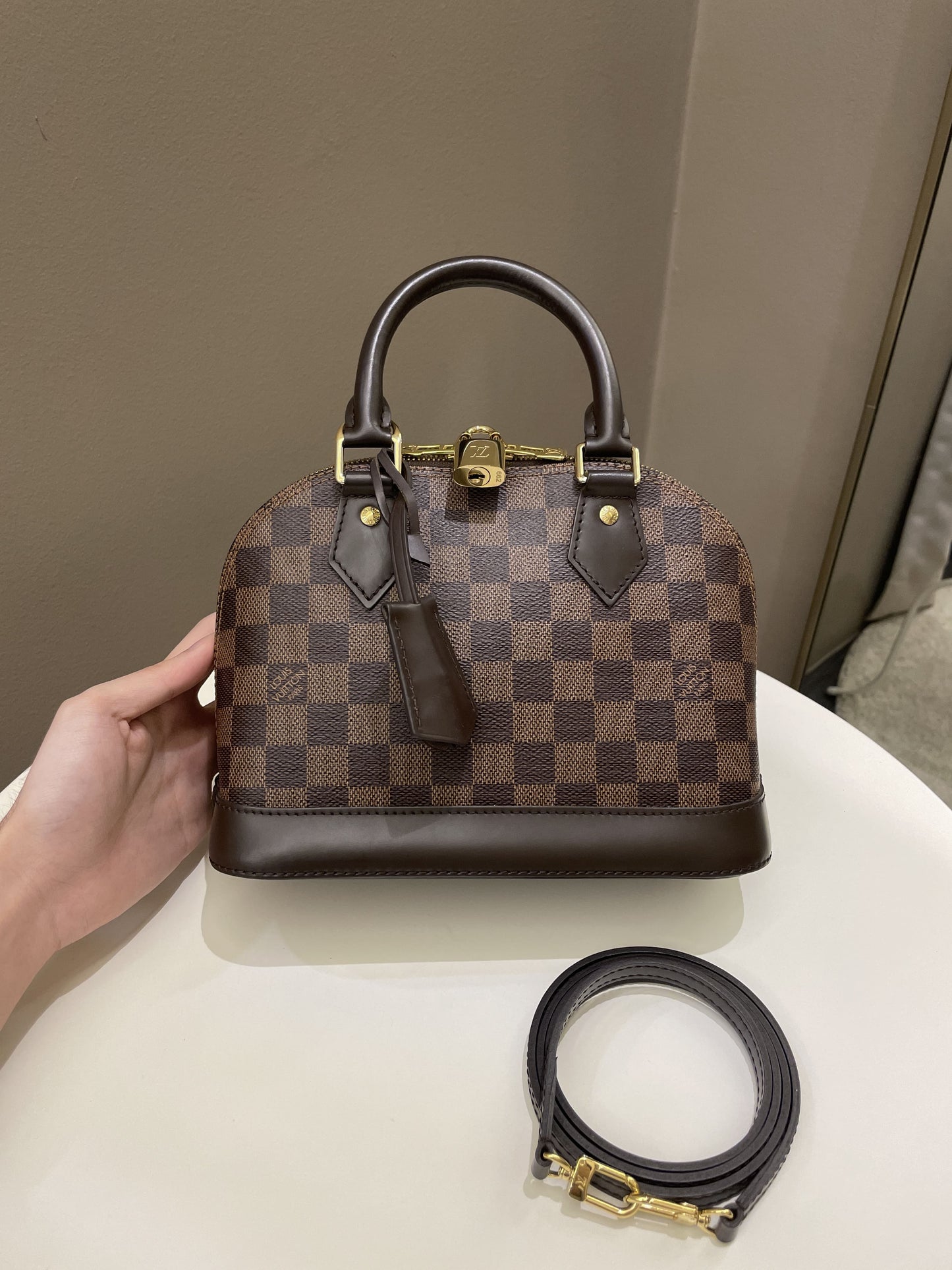 Louis Vuitton Alma BB Dambier Ebene
