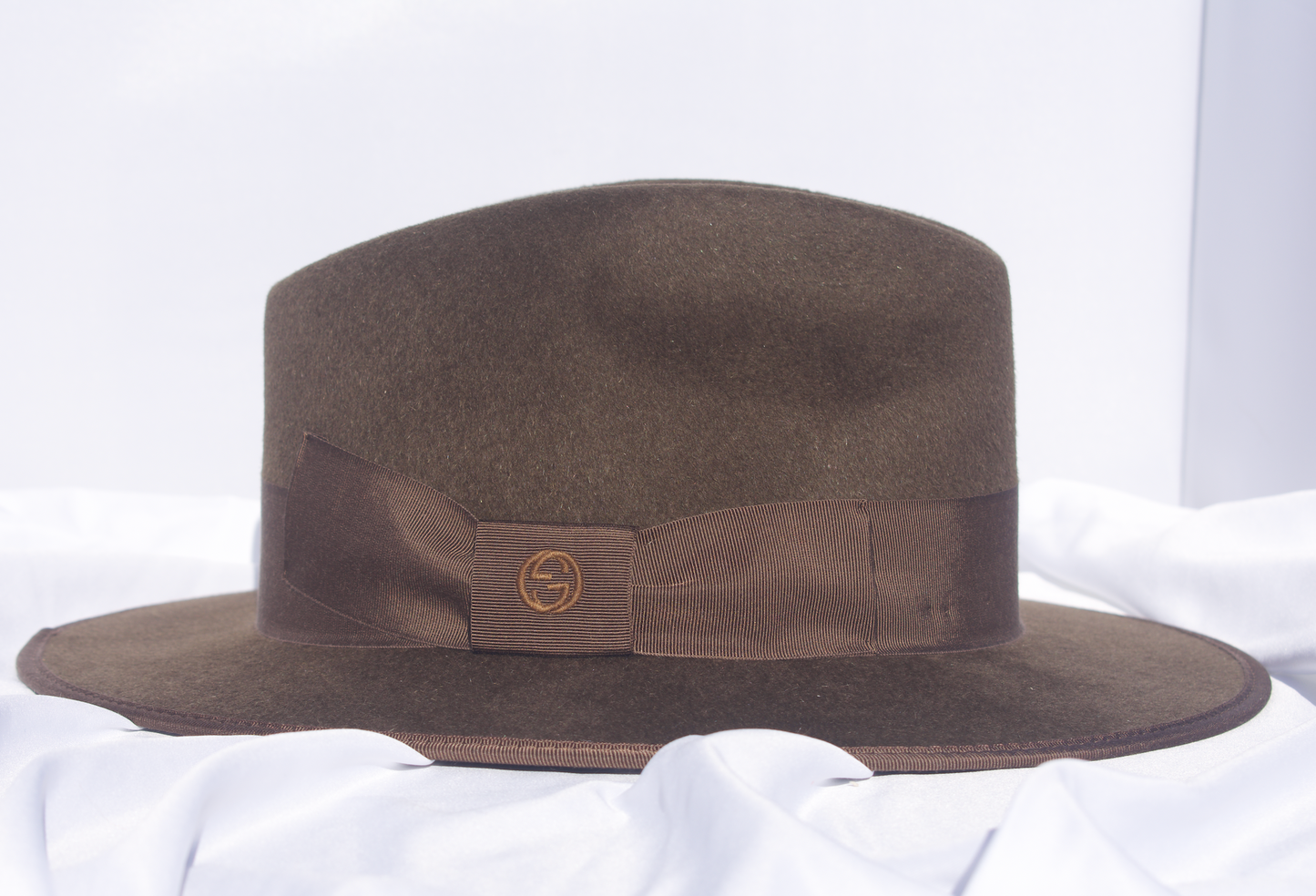 Gucci Felt Hat with GG Bow in Brown