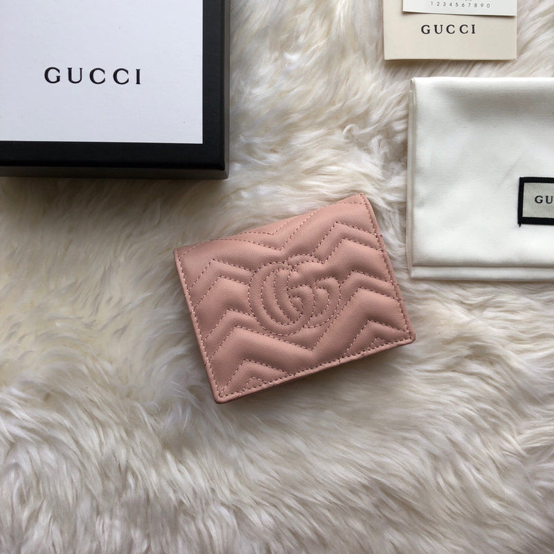 Gucci Luxury Bags 931