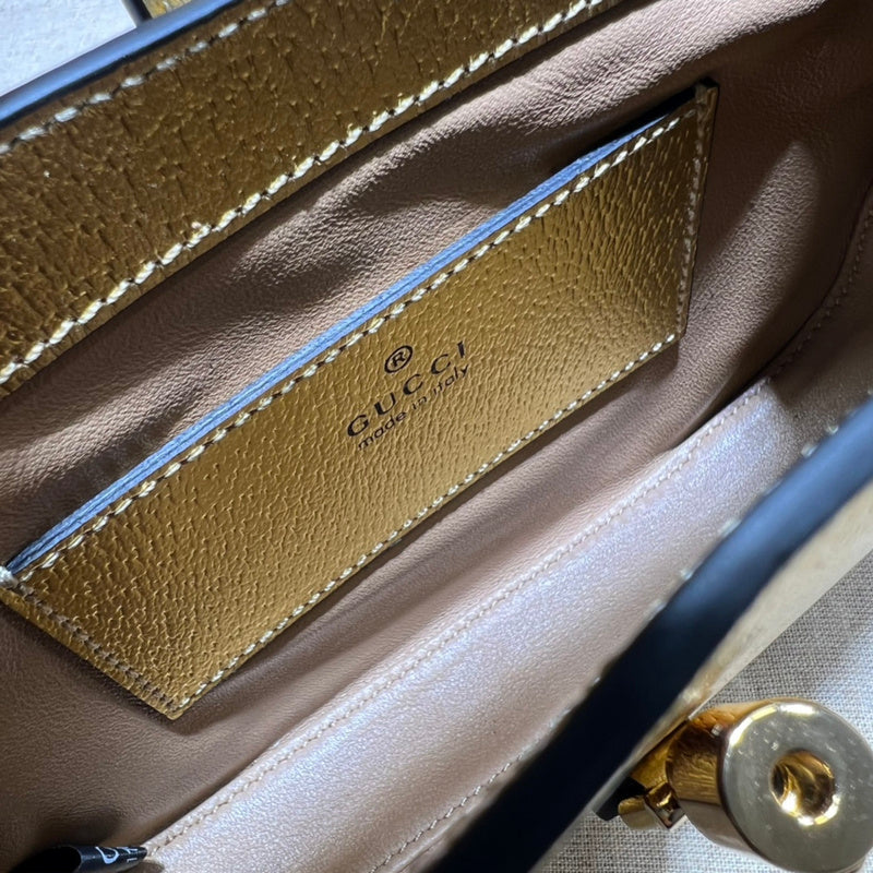 Gucci Luxury - Bags - 551