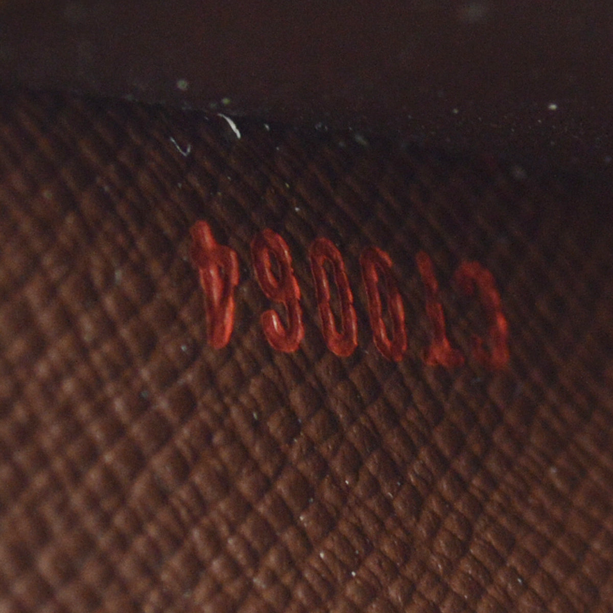 Louis Vuitton 2004 Damier Multicles 6 N62630