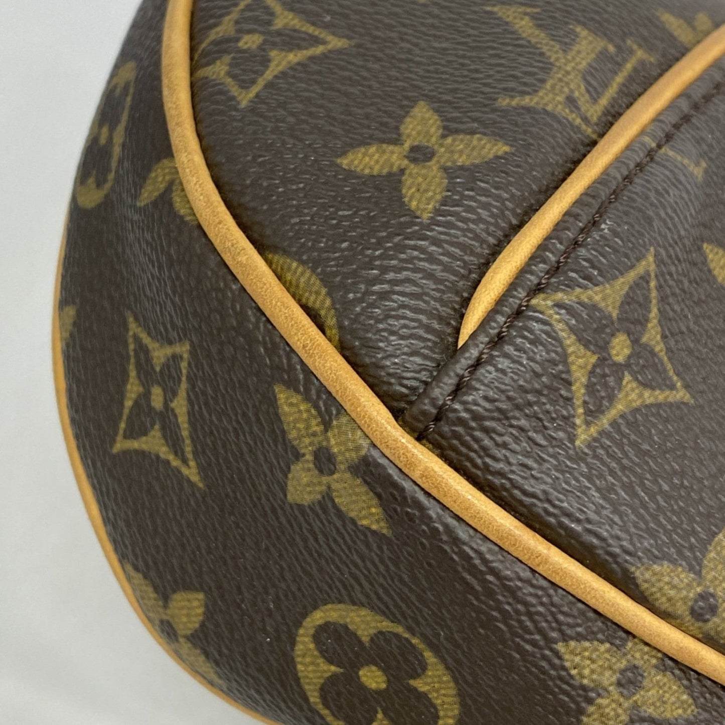 Louis Vuitton Shoulder Bag