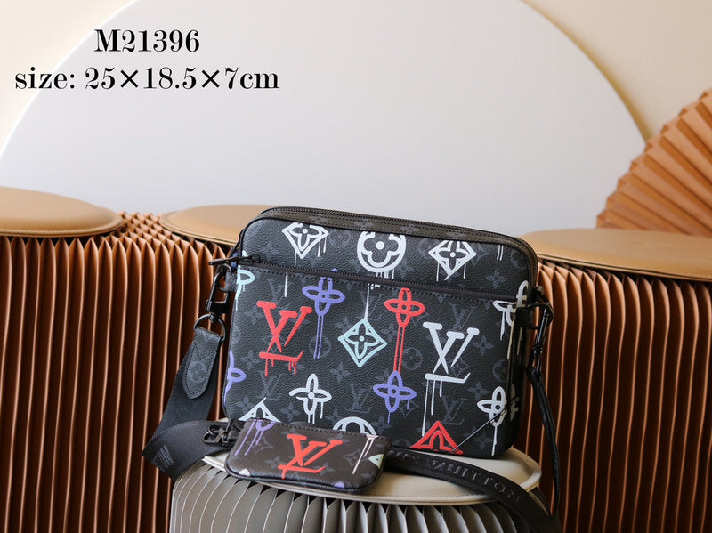 Alice Bags- Louis Vuittons - 16147