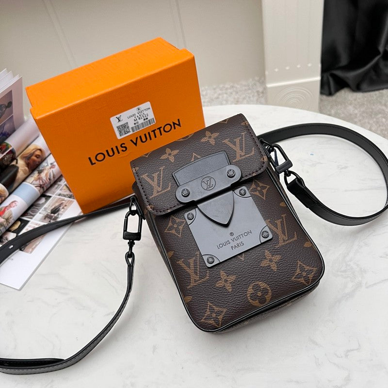 Alice Bags- Louis Vuittons - 16492