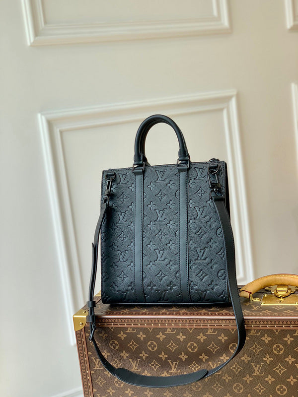 Alice Bags- Louis Vuittons - 16473