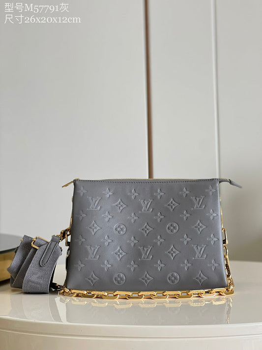 Alice Bags- Louis Vuittons - 16206