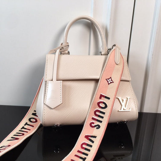 Alice Bags- Louis Vuittons - 16229