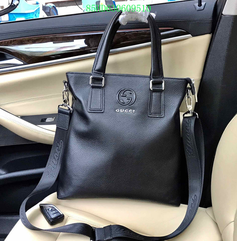 Gucci Bags - The Tote 942