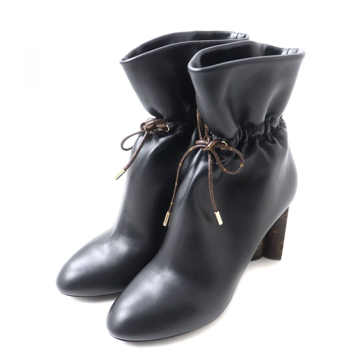LOUIS VUITTON boots leather black 40