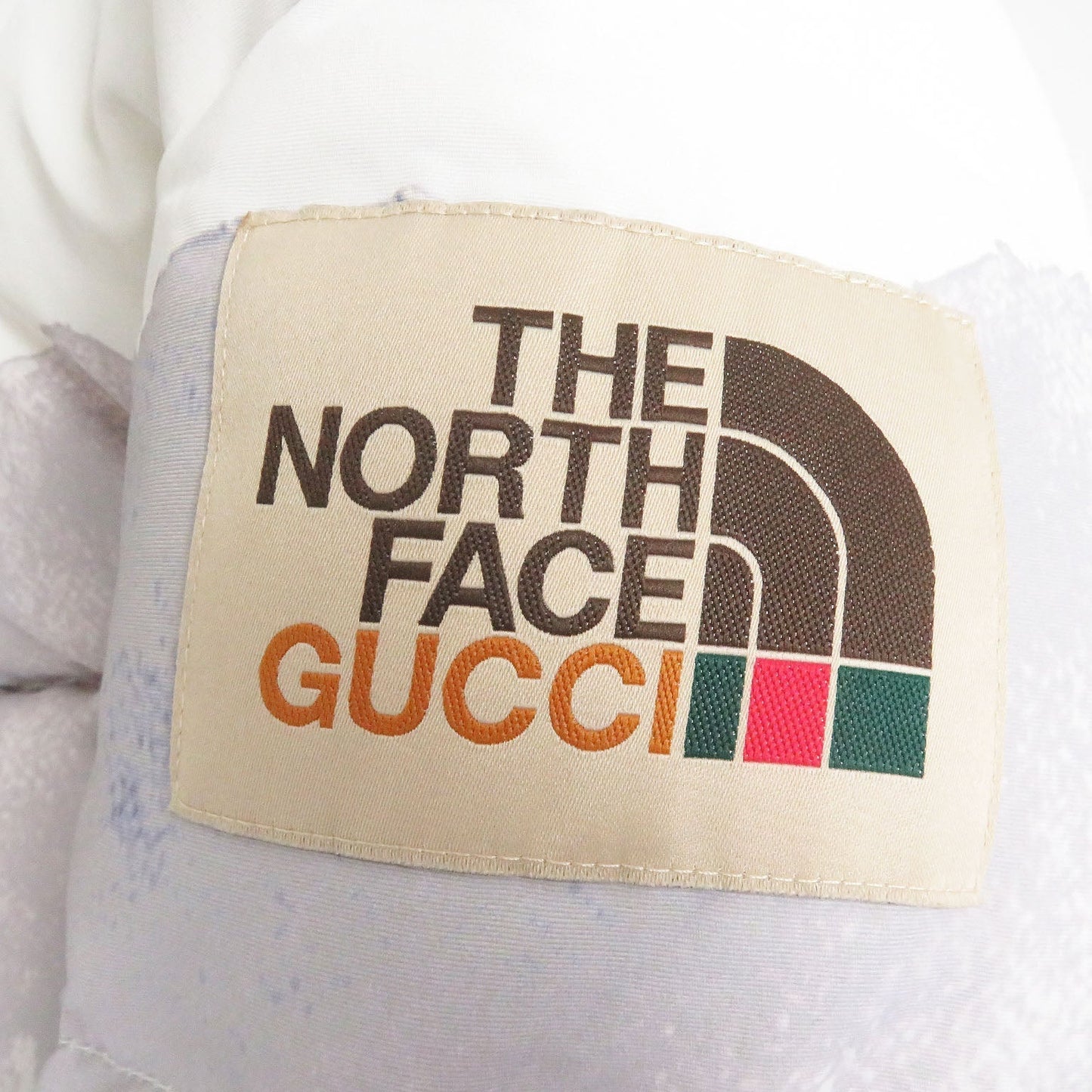 GUCCI Down jacket 670603 Main: 100% nylon, Filling: 80% down, Filling: 20% feather, Applique: 100% polyester Ivory Multi mens S Used