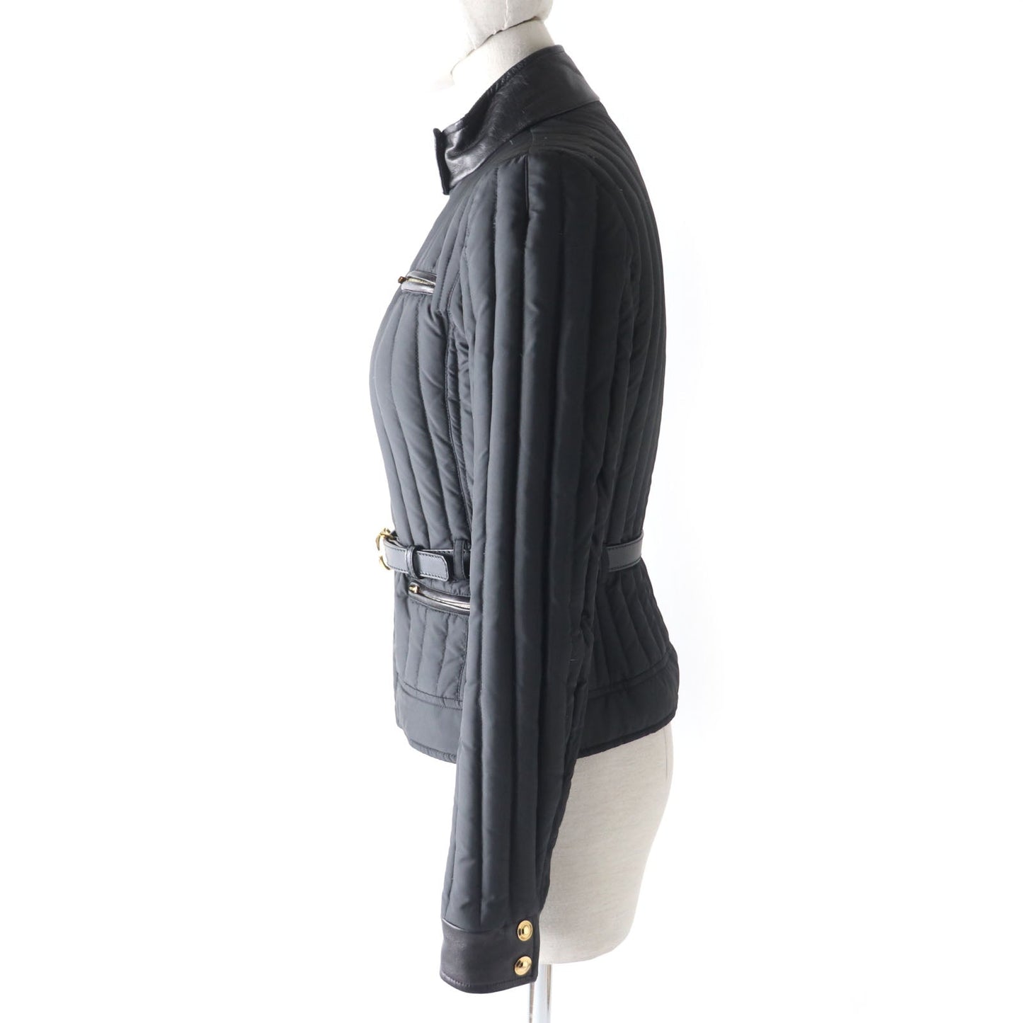 GUCCI Down jacket Outer: 100% polyester, Part: Leather, Lining: 100% polyamide (nylon), Filling: 90% down, Filling: 10% feather black Women 38 Used