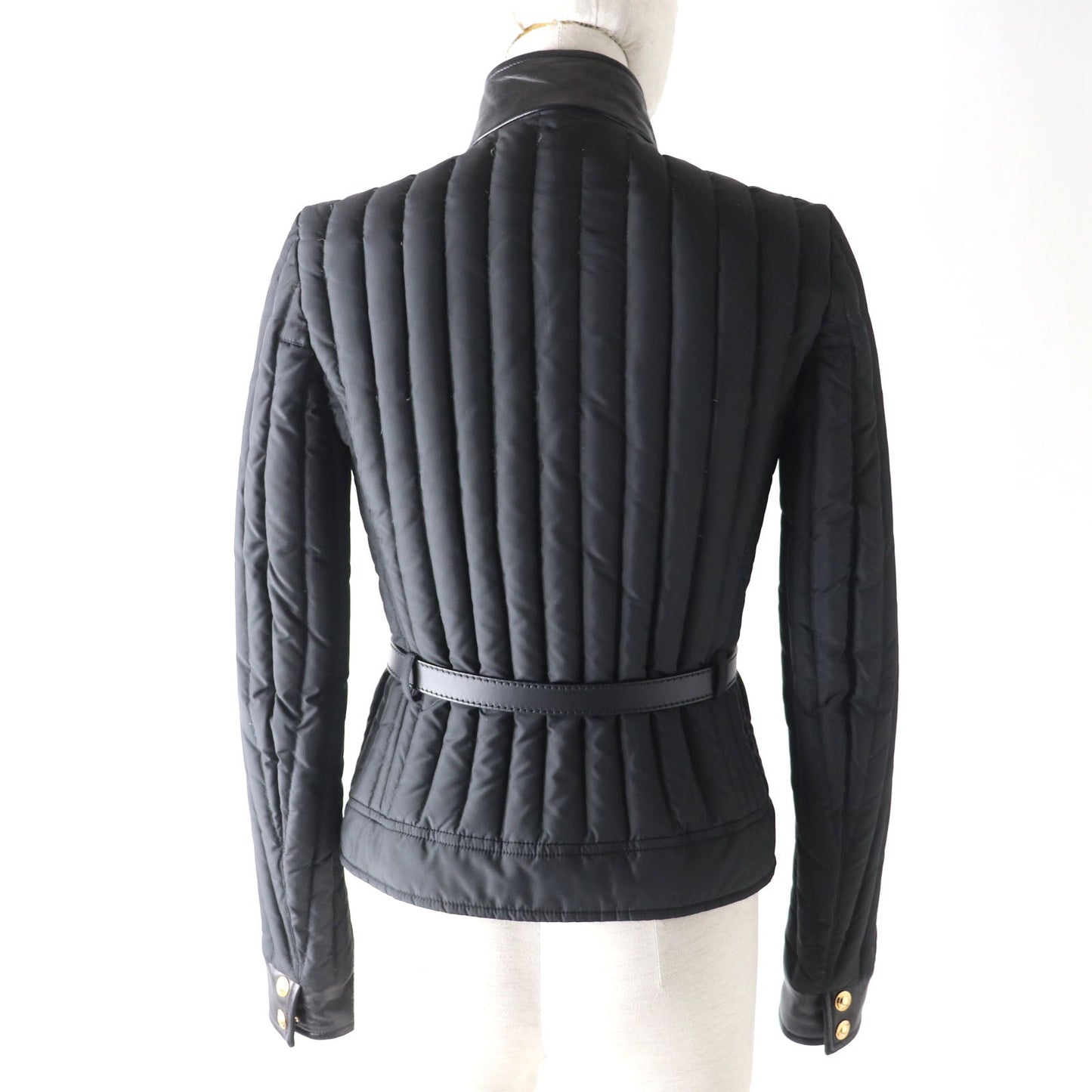 GUCCI Down jacket Outer: 100% polyester, Part: Leather, Lining: 100% polyamide (nylon), Filling: 90% down, Filling: 10% feather black Women 38 Used