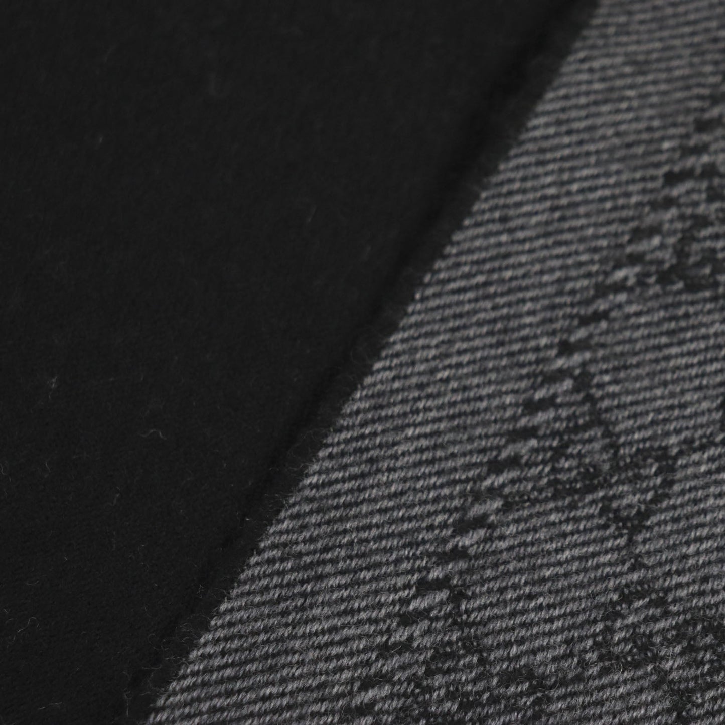 GUCCI Scarf 402093 Main: 100% wool Gray black mens Used