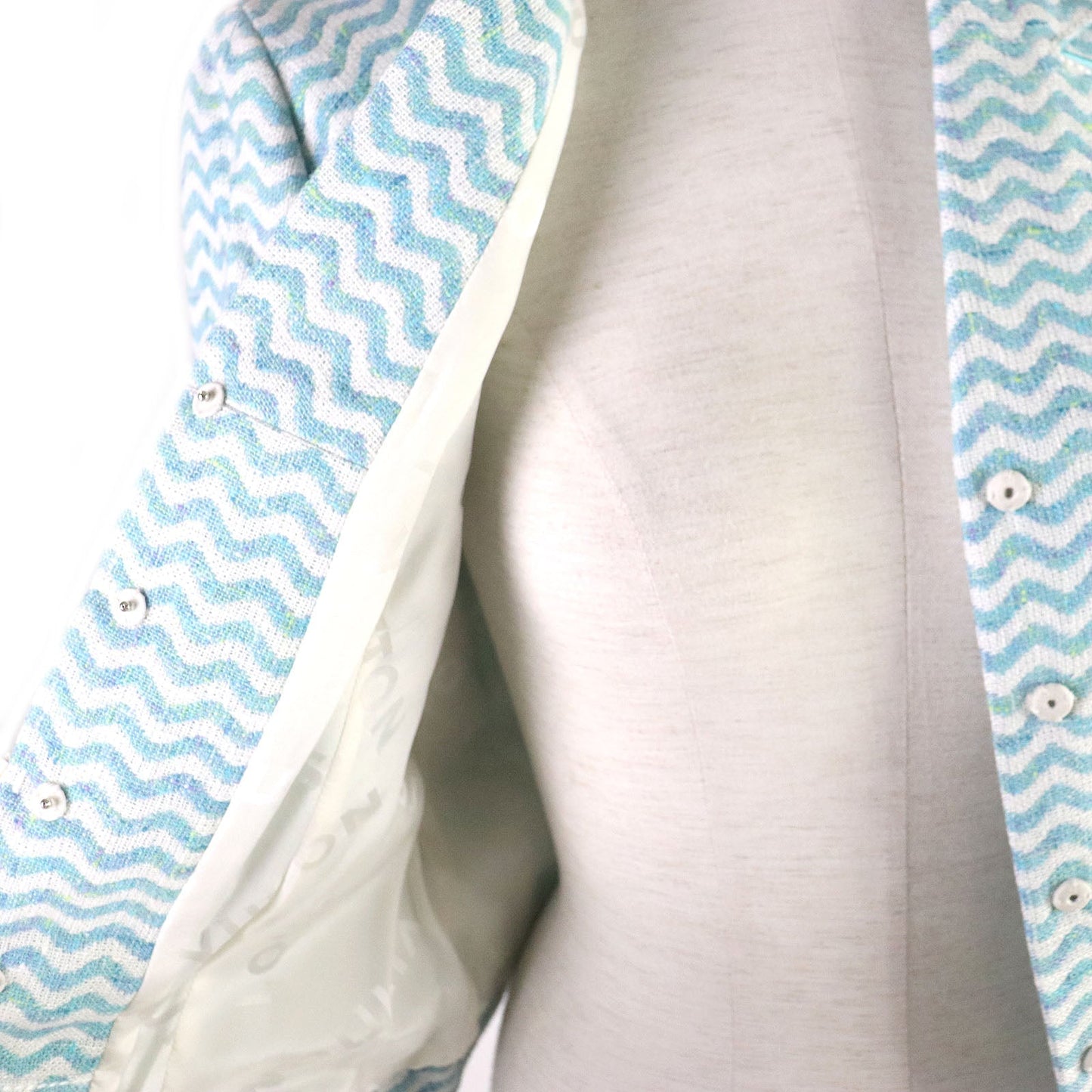 LOUIS VUITTON blazer Rayon Light blue Tweet Jacket Chevron stripe decorative buttons 34
