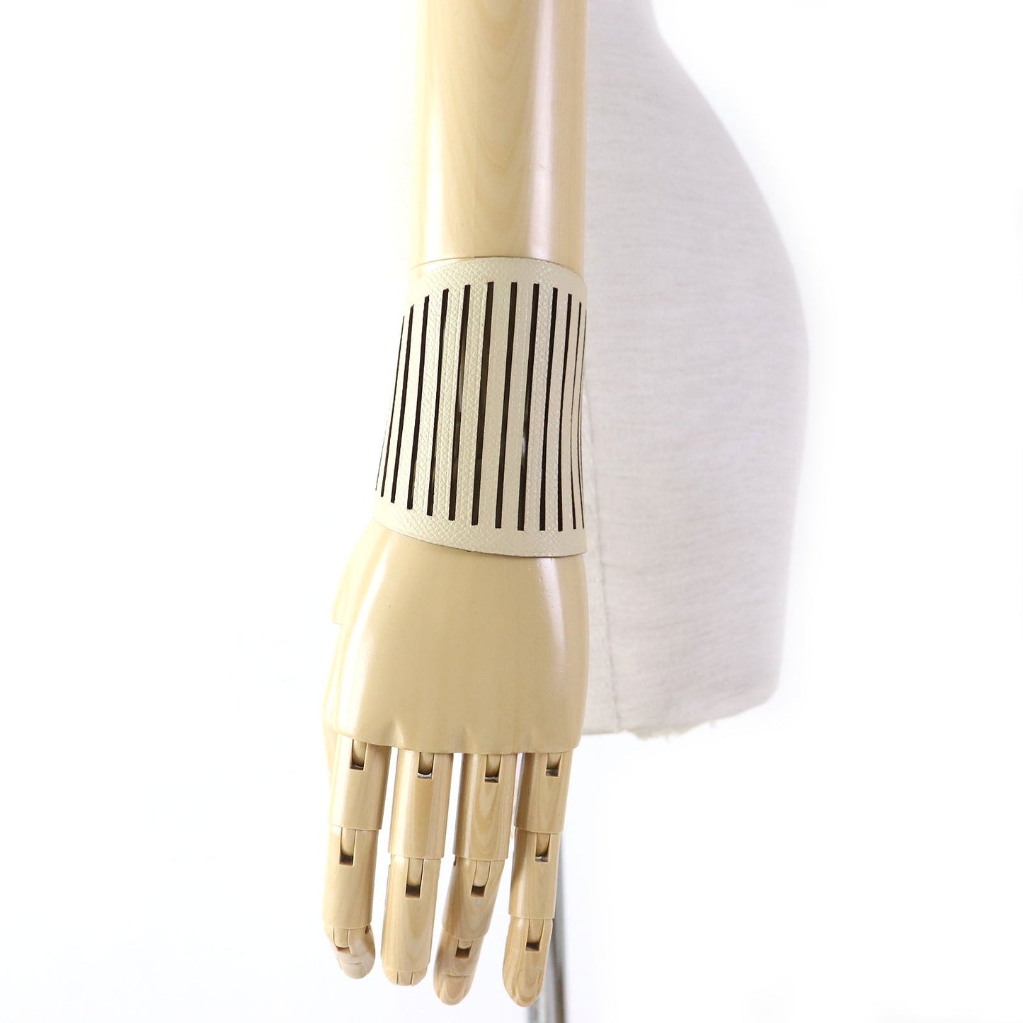 HERMES bracelet leather light green beige Petit Ash