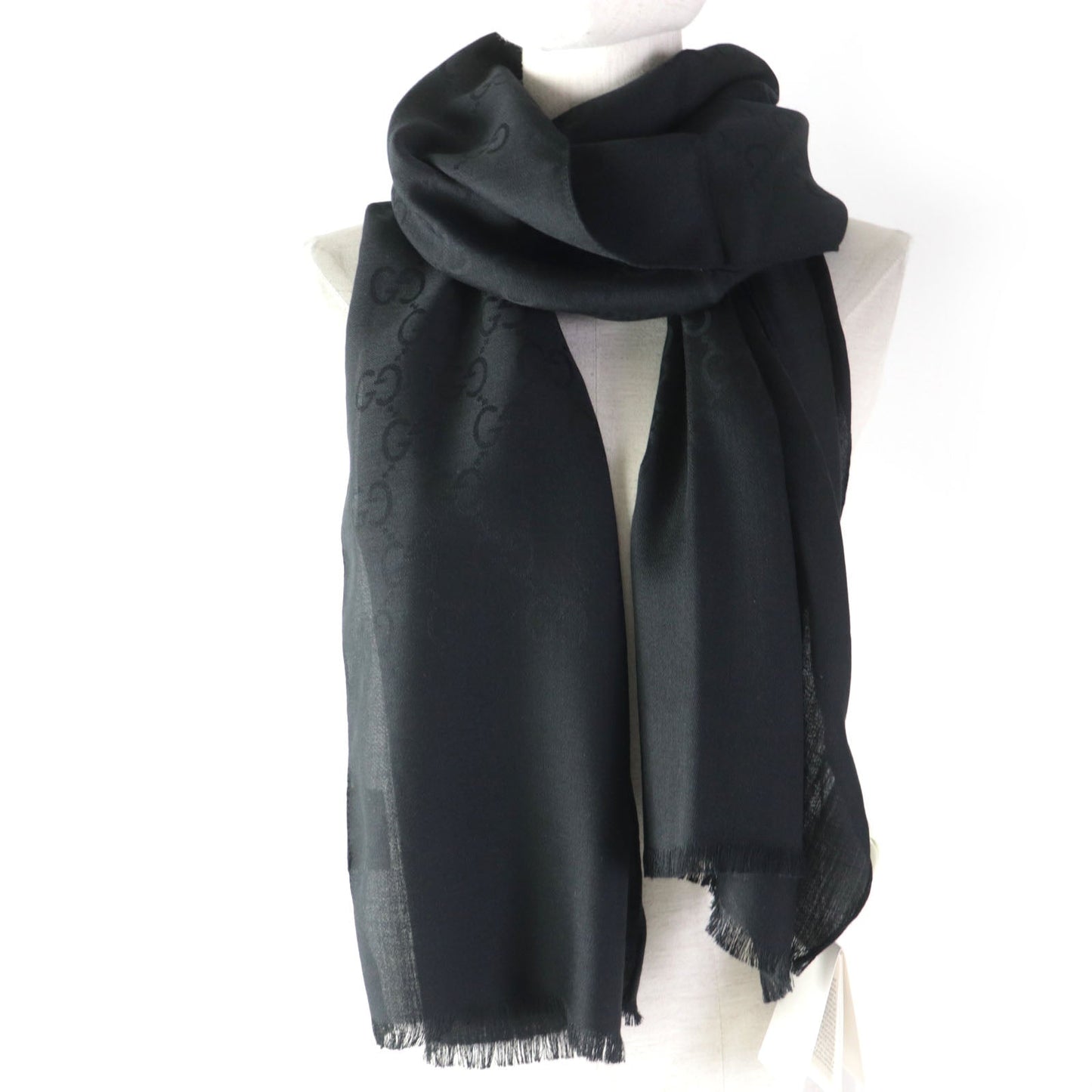 GUCCI shawl 165904 wool black