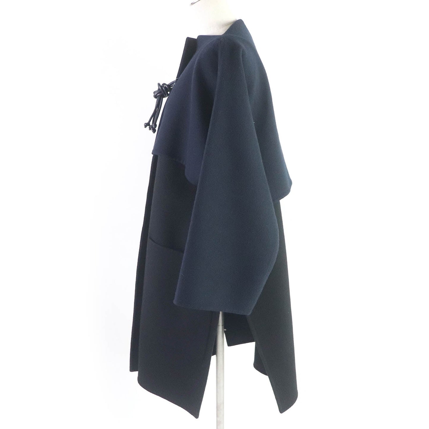 HERMES coat 2H0114DB Main: 100% cashmere, part: lamb leather Black navy Women 36 Used