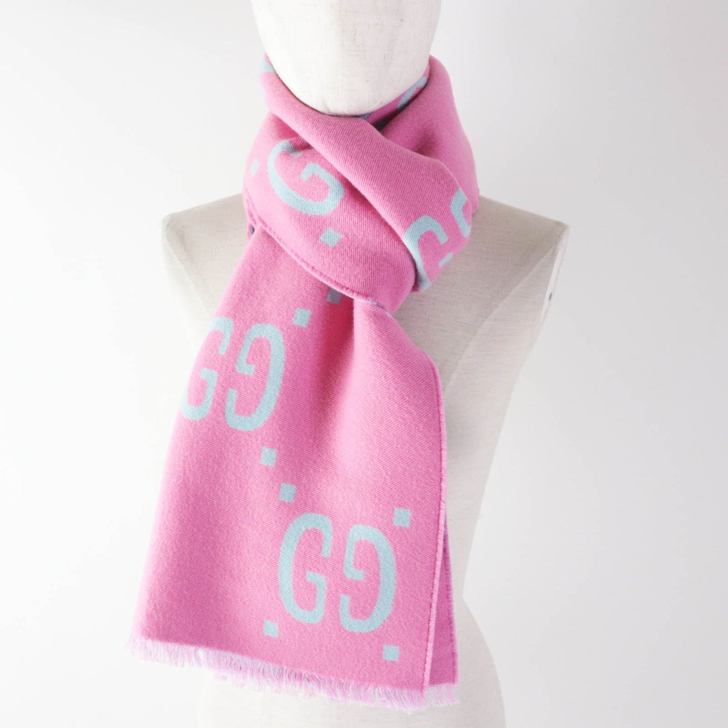 GUCCI Scarf 505395 Main: 91% wool, Main: 9% silk Pink light blue Women Used