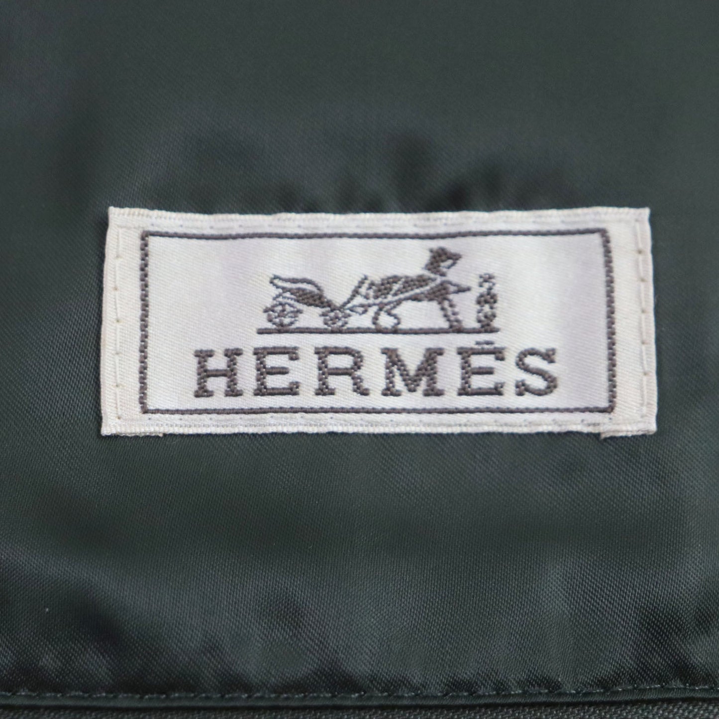 HERMES Down jacket Main: 100% cashmere, Lining: 100% cupra, Filling: 90% down, Filling: 10% feather, Knitted part: 66% wool, 28% cashmere, 5% nylon, 1% polyurethane green mens 46 Used