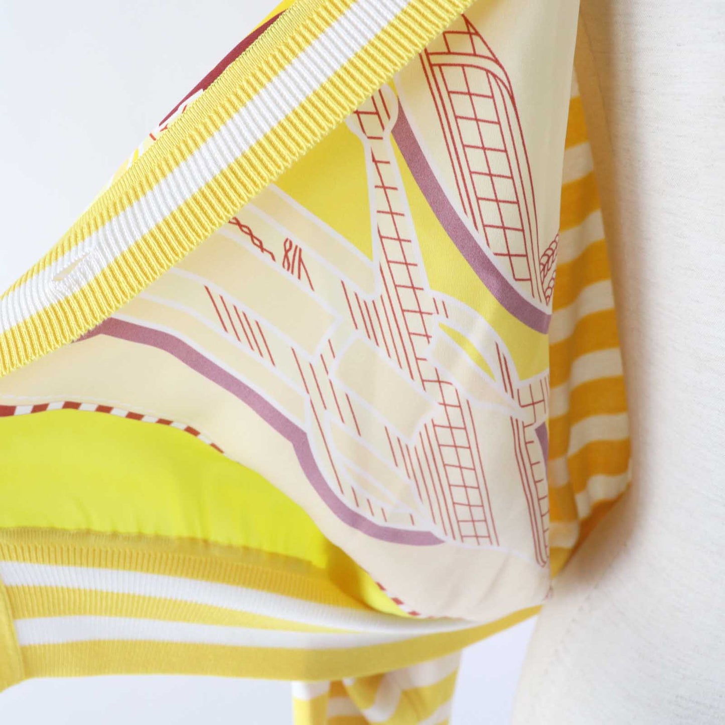 HERMES cardigan 2E2816DN silk yellow 40