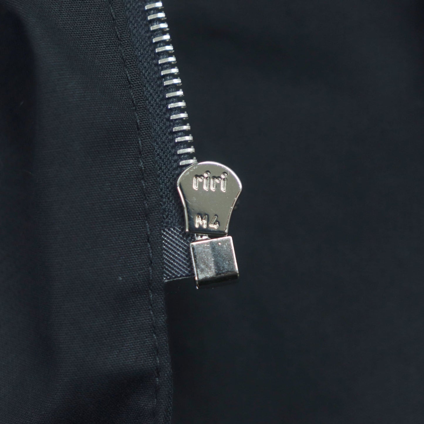 HERMES coat Outer: 97% cotton, Outer: 3% silk, Lining: 100% cotton Navy Women 34 Used