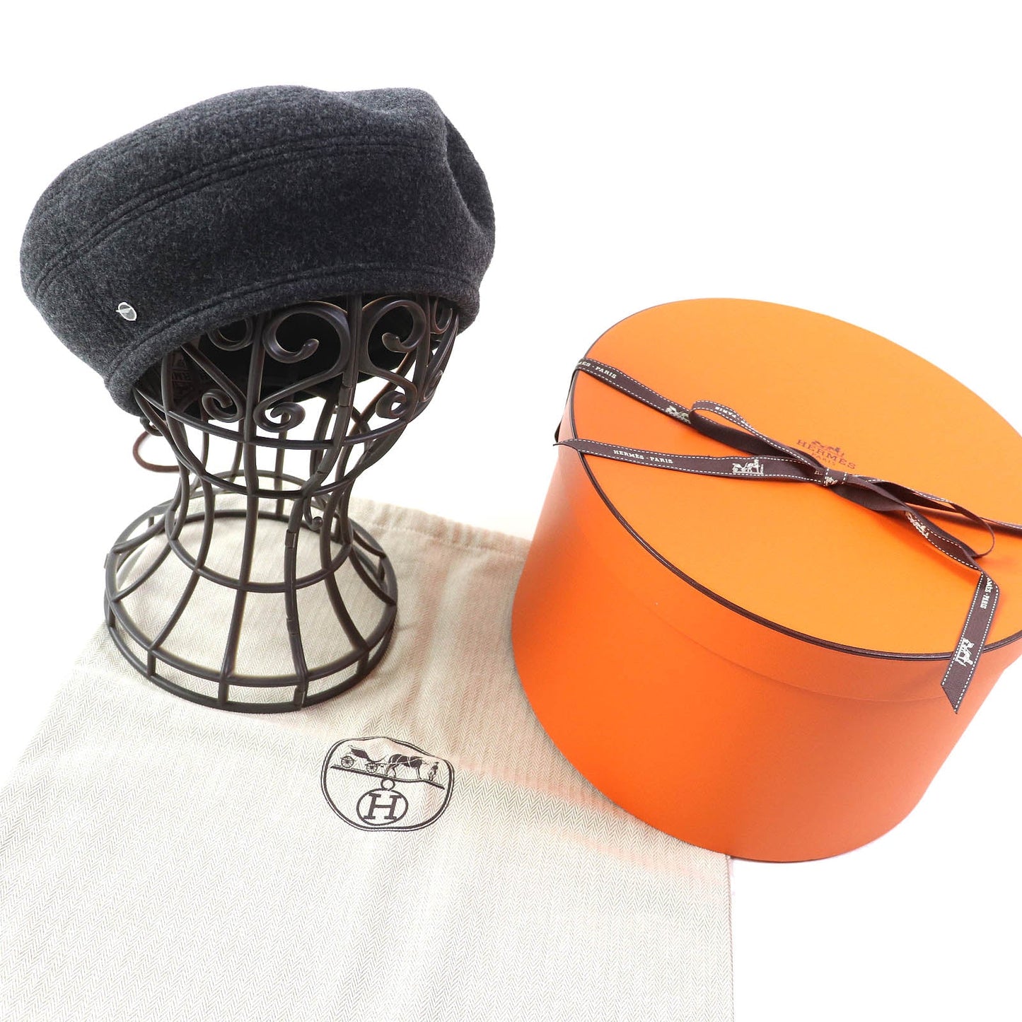 HERMES beret wool Charcoal gray Saint Honoré 58