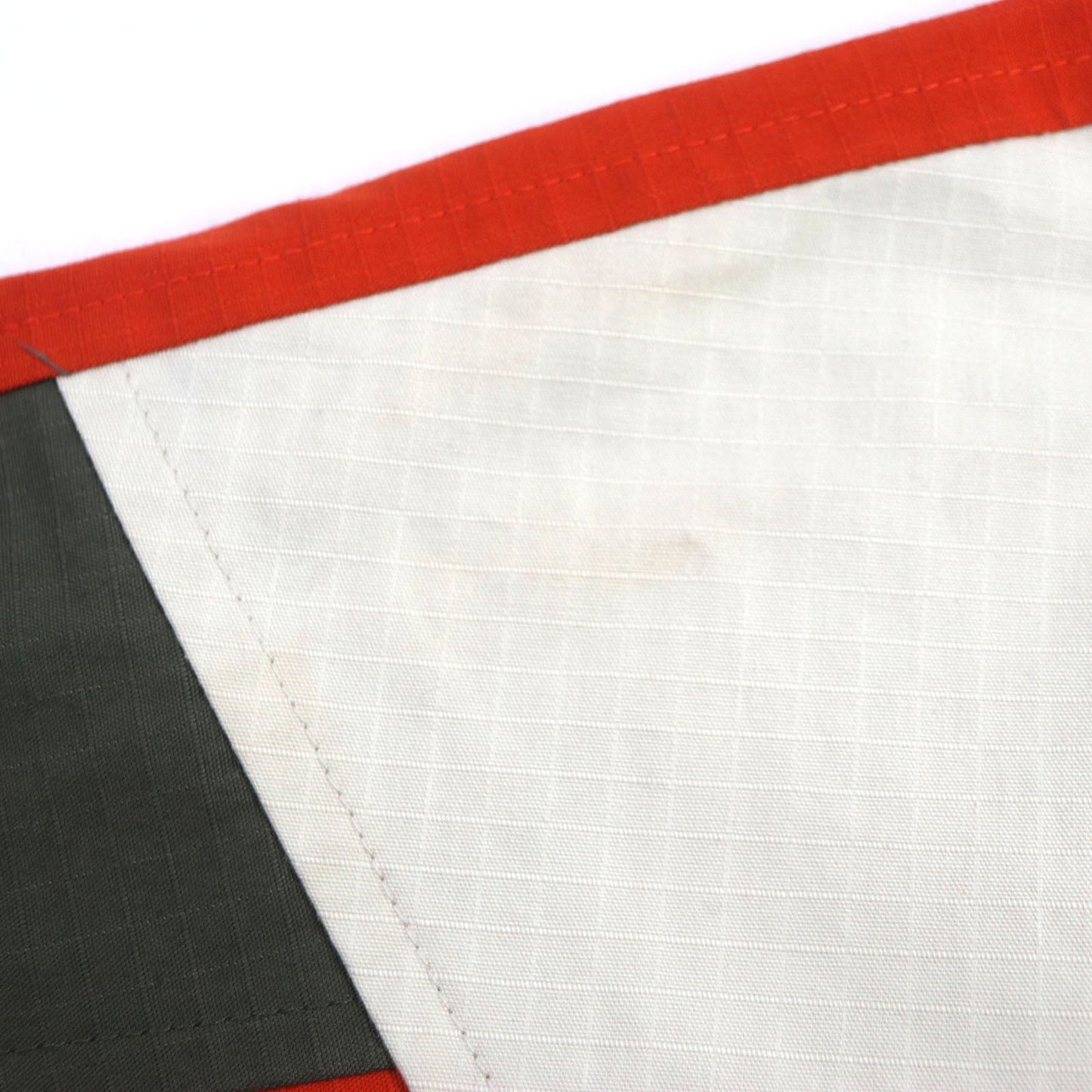 GUCCI 669142 Outer: 70% cotton, Outer: 30% nylon, Lining: 100% rayon, Applique: 100% polyester Multi mens 48 Used