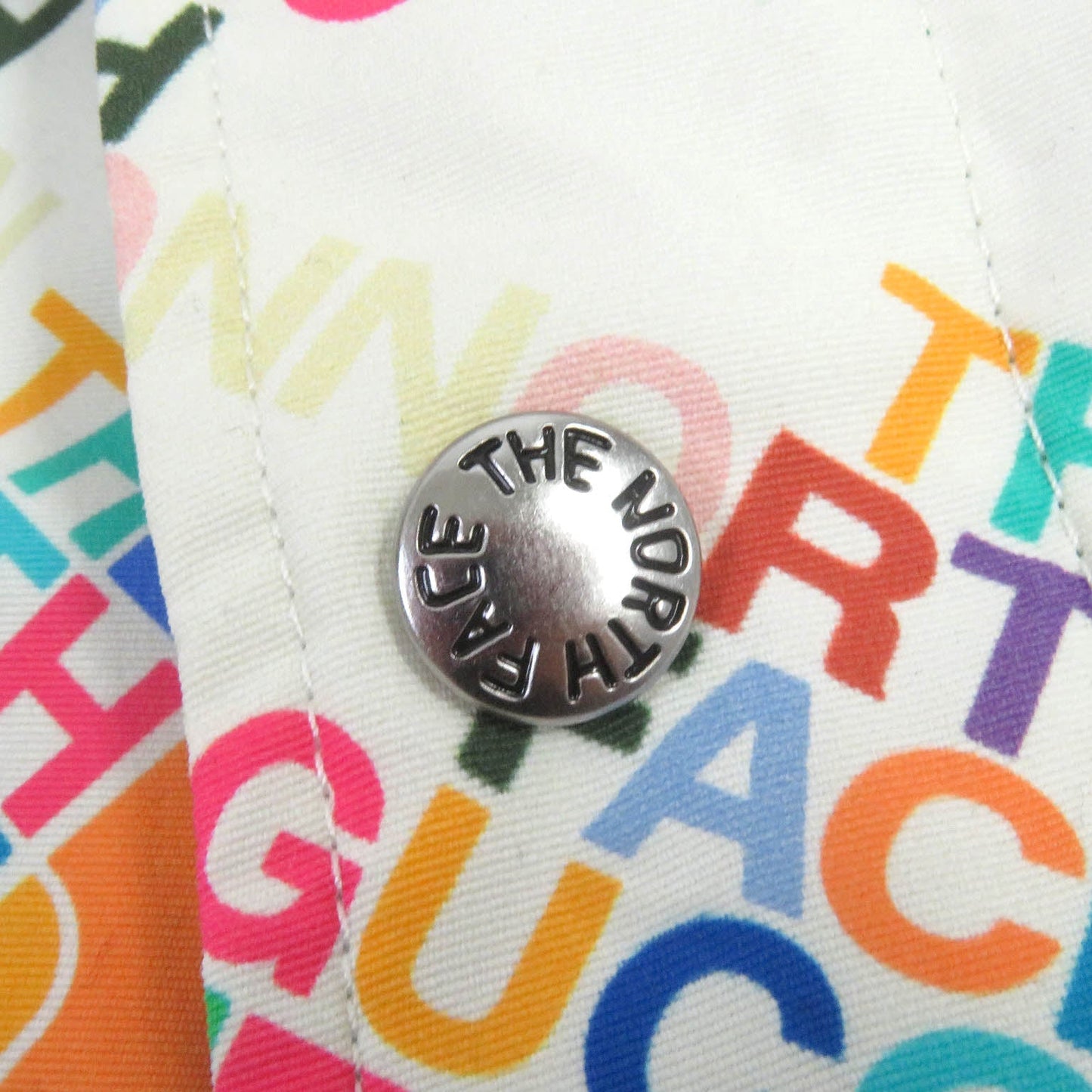 GUCCI Mountain Hoodie 671467 Main: 100% nylon, some parts: 100% polyester Ivory mens M Used