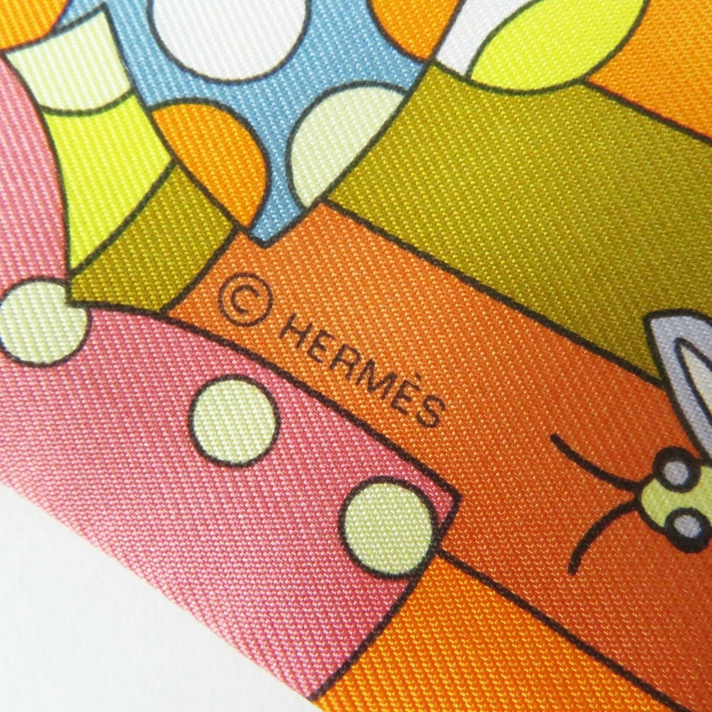 HERMES scarf silk Orange/Jaune vif/Vert de Gris Twilly Les Murmures de la Foret Whispering in the Forest