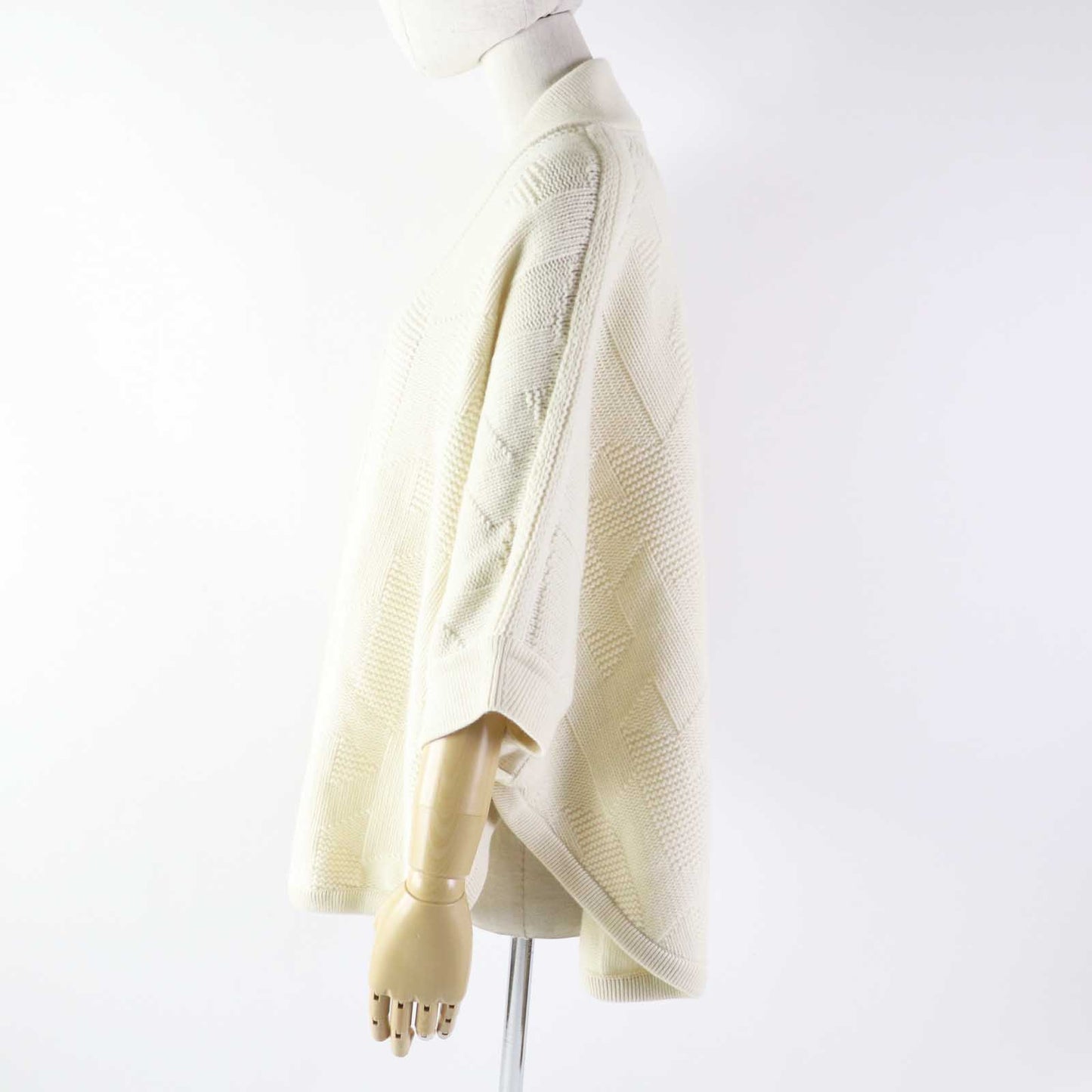 HERMES poncho 3H2602D4 wool Ivory 34
